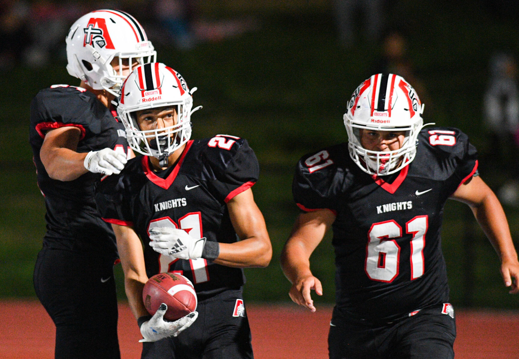092321-qc-spt-dewitt-assum-fball-009
